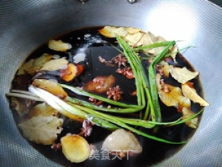 上海熏鱼的做法步骤：3