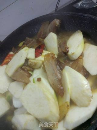 广东，腊肉炒茭白的做法步骤：6