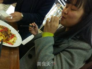 广东，腊肉炒茭白的做法步骤：10