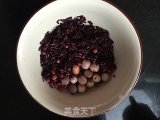 紫米椰子饭的做法步骤：1