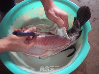 清炒鱼片（私房菜-2）的做法步骤：2