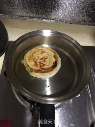 酥脆葱香肉饼饼的做法步骤：11