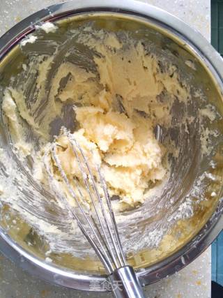 蜜豆麦芬蛋糕的做法步骤：2