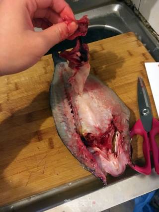 香煎鲈鱼的做法步骤：6