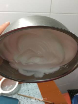 8寸黑芝麻夹心戚风蛋糕的做法步骤：13