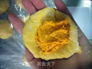 南瓜奶酪养生包的做法步骤：12