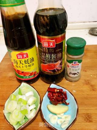 口蘑炒肉的做法步骤：4