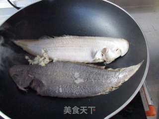 香煎塔嘛鱼的做法步骤：5