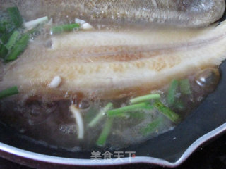 香煎塔嘛鱼的做法步骤：9