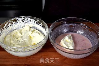 草莓慕斯的做法 烘焙食谱的做法步骤：7