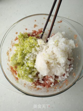 白菜饺子的做法步骤：6