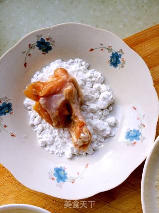 吮指香酥鸡翅根的做法步骤：5