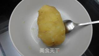 【芝士酱】芝士酱做法之芝士焗土豆泥的做法步骤：1