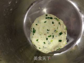 奶盐香葱苏打饼干的做法步骤：2