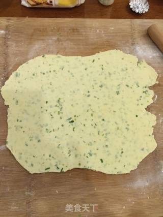 奶盐香葱苏打饼干的做法步骤：6