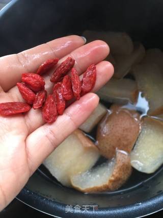 冰糖雪梨的做法步骤：6