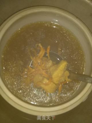 鳄龟干炖虫草花汤的做法步骤：5