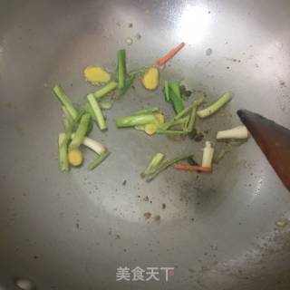 鸡蛋炒年糕的做法步骤：3