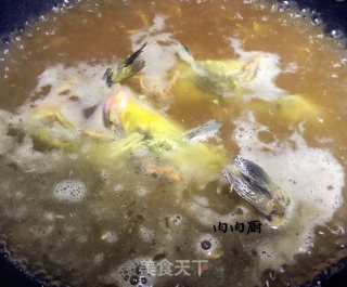黄骨鱼面#肉肉厨的做法步骤：7