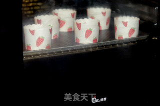 巧克力妙芙蛋糕的做法步骤：6