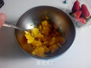 香蕉红薯糯米饼的做法步骤：2
