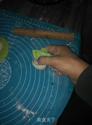 翡翠白菜水饺的做法步骤：10
