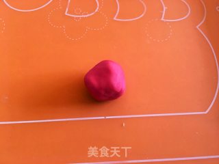 “冬季里的新鲜蔬菜“——苹果派（翻糖膏蔬菜）的做法步骤：10