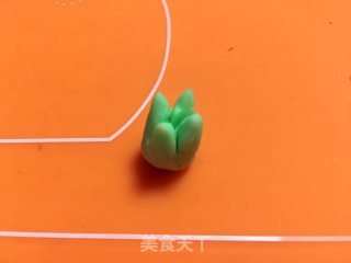 “冬季里的新鲜蔬菜“——苹果派（翻糖膏蔬菜）的做法步骤：18