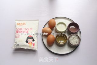 蜘蛛杯子蛋糕的做法步骤：1