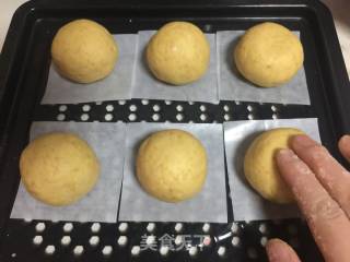 红薯豆沙团的做法步骤：10