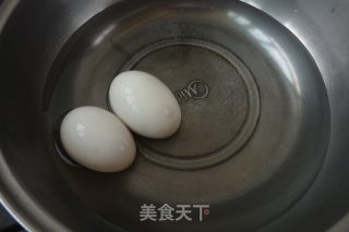 金沙小甘蓝的做法步骤：2