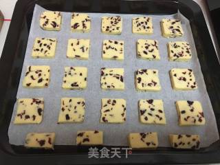 蔓越梅曲奇的做法步骤：9