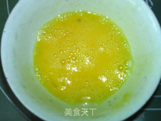 葱香蛋炒方便面的做法步骤：3