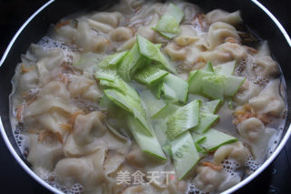 鲜肉馄饨的做法步骤：10
