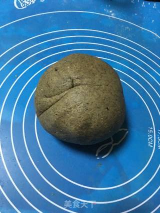 全麦奶香黑芝麻馒头的做法步骤：4