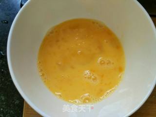 西红柿鸡蛋浓汤的做法步骤：2