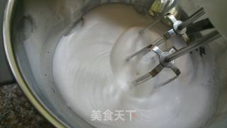 小黄鸭酸奶戚风蛋糕的做法步骤：9