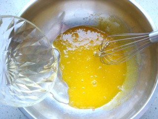 菠菜戚风蛋糕【8寸】的做法步骤：5