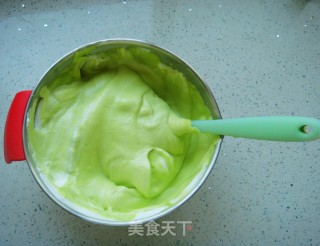 菠菜戚风蛋糕【8寸】的做法步骤：15
