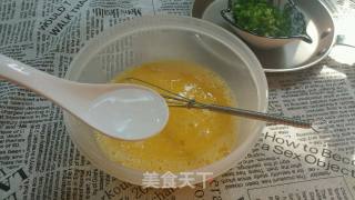 香葱蛋饭煎饼的做法步骤：4