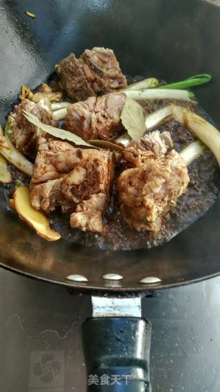 葱烧土豆排骨的做法步骤：9