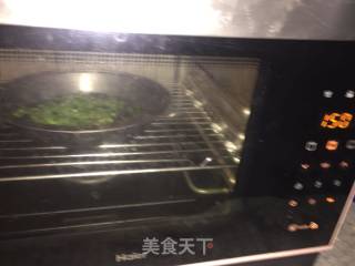 葱香苏打饼干的做法步骤：1