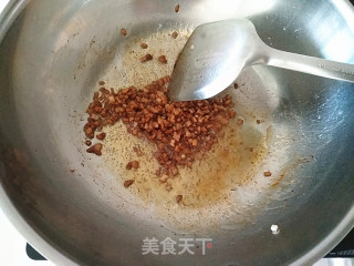 【肉末鸡蛋羹】的做法步骤：5