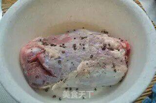 秘制酱牛肉的做法步骤：3