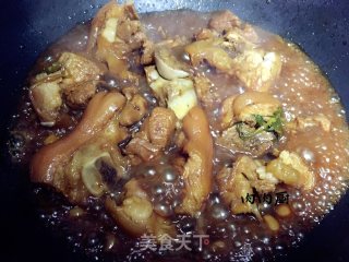 花生焖猪蹄#肉肉厨的做法步骤：16