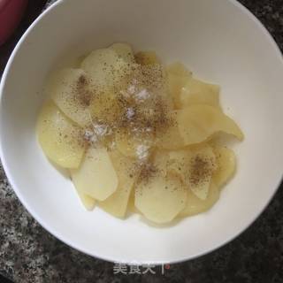 微笑土豆饼的做法步骤：1
