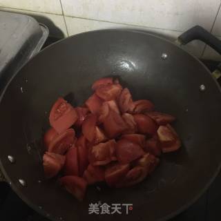 西红柿鸡蛋面的做法步骤：7