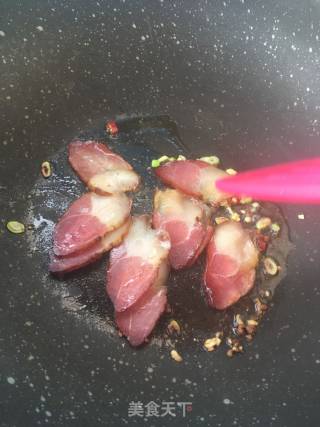 腊肉炒荷兰豆的做法步骤：5