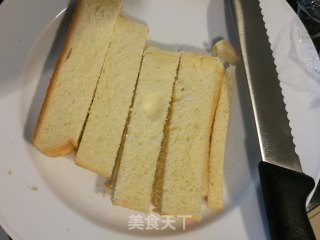 芹香吐司条——一款嘎嘣儿脆的咸香小零食的做法步骤：2