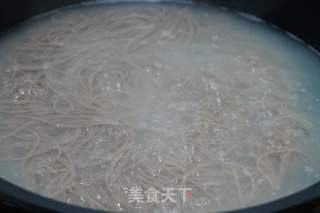 酸辣荞麦面的做法步骤：6